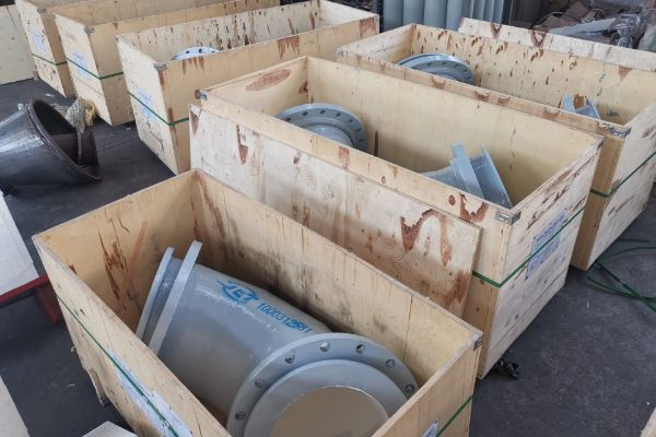 450mm的耐磨陶瓷管道内径 450mm的耐磨陶瓷管道内径
